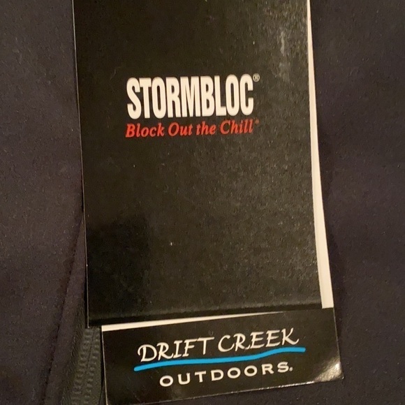 Men’s Black Driftcreek Outdoors Jackets - Picture 3 of 13